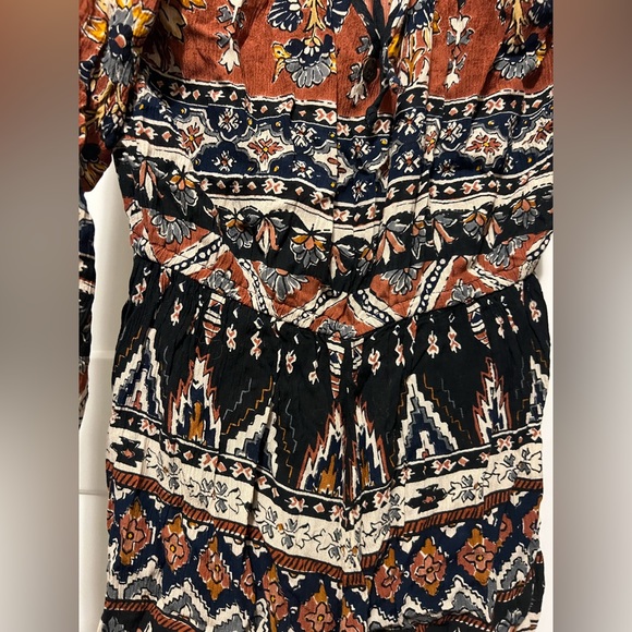 Francesca’s Romper - Picture 2 of 3